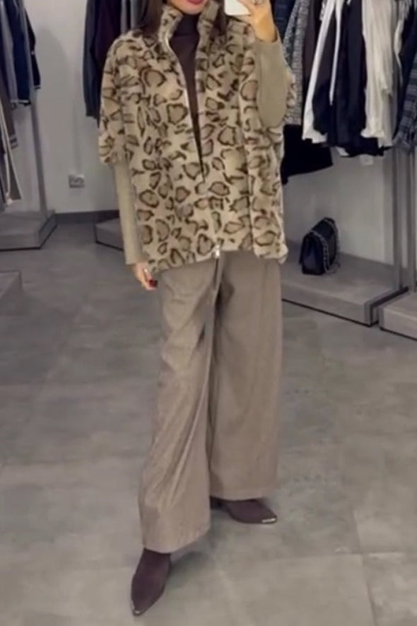 Women Casual Stand Collar Plush Leopard Print Paneled Knit Sleeve Zipper Jacket