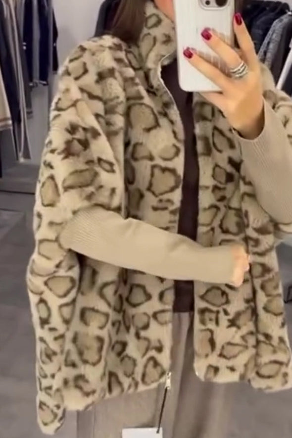 Women Casual Stand Collar Plush Leopard Print Paneled Knit Sleeve Zipper Jacket