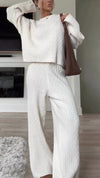 Women Round Neck Solid Color Cable Knitted Suit