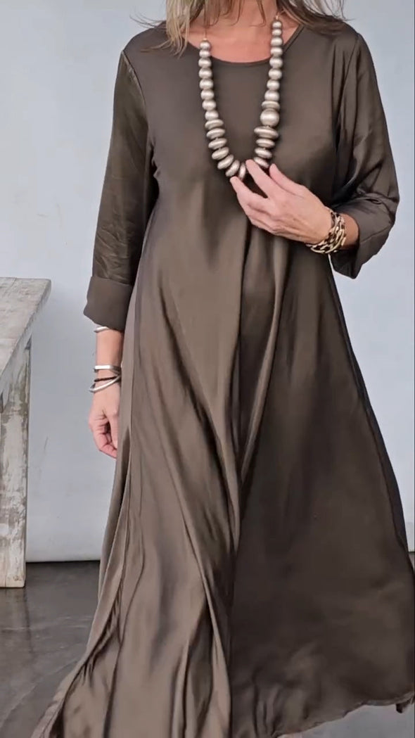 Women Round Neck Solid Color Loose Casual Dress