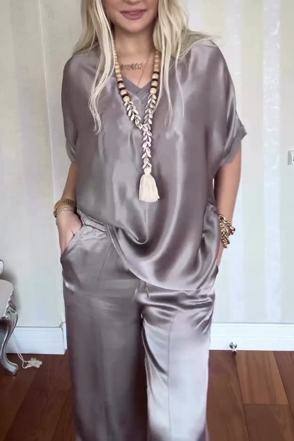 Women's Casual Comfortable V-neck Satin Short-sleeved Two-piece Suit